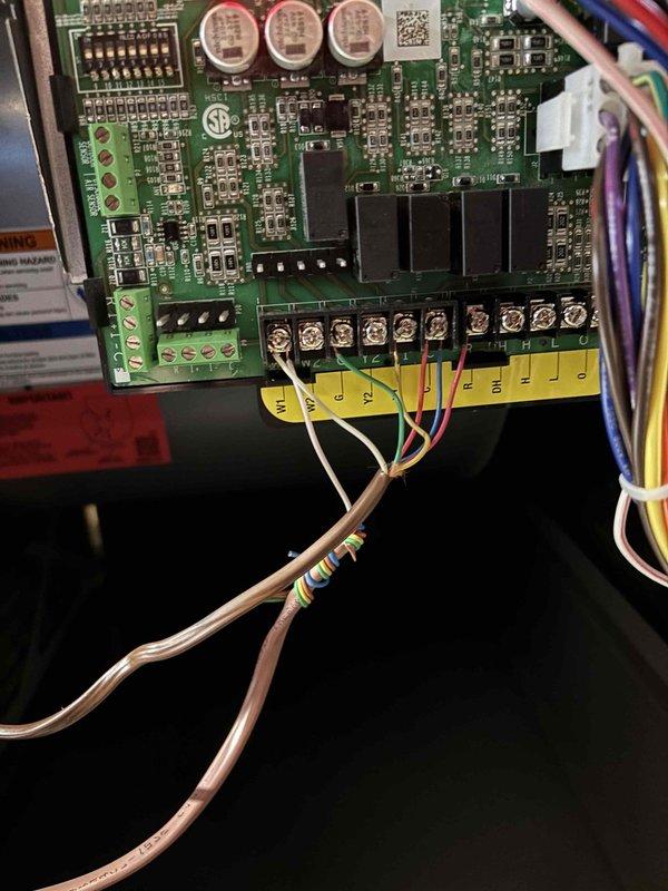 Responded to No Cool service call on 10+ year old U10 unit. Inspected electrical system and found faulty control board with damaged capacitors. Replaced control board and restored proper cooling operation after verifying all connections were secure and properly terminated.