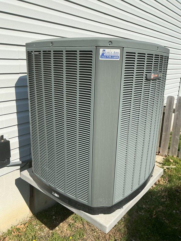 Responded to service call for 15-year-old Desert Aire AC system experiencing excessive noise and inadequate cooling, unable to maintain temperature below 79°F. Upon inspection of outdoor unit, identified compromised airflow through louvered vents and inspected refrigerant lines and internal components. Addressed mechanical issues affecting compressor operation and system efficiency, restored proper cooling capacity and reduced operational noise to normal levels.