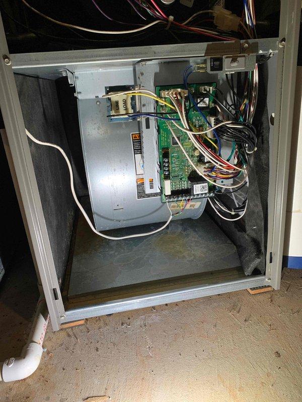 Completed comprehensive cooling system tune-up on Lennox outdoor condensing unit and indoor air handler. Performed standard maintenance protocol including inspection of electrical components, circuit boards, blower motor assembly, and all wiring connections. System evaluated for proper operation with all components found functioning within normal parameters.