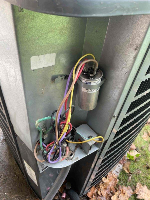 Completed comprehensive cooling maintenance on a 9-year-old air conditioning system. Performed full system inspection including capacitor check, electrical connections, and outdoor condenser unit evaluation. System tested and confirmed operational with all components functioning within normal parameters.