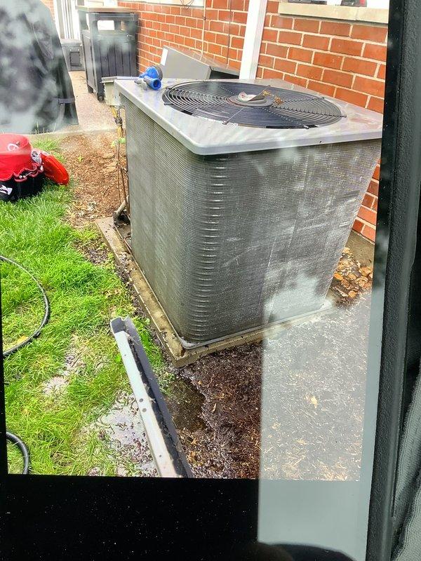 Completed comprehensive Supertune maintenance service on residential split HVAC system, servicing both the outdoor air conditioning condenser unit and indoor furnace. Performed full system diagnostics, cleaned components, verified proper operation of all equipment, and conducted safety inspections on both heating and cooling systems to ensure optimal performance for the upcoming season.