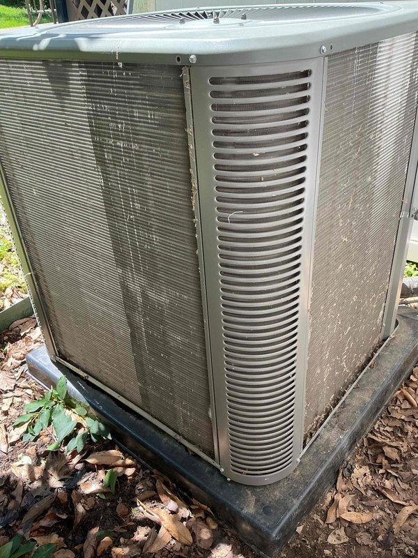 Performed comprehensive cooling maintenance on 4-year-old Lennox air conditioning system. Conducted complete system diagnostics using 4-port manifold gauge, verifying refrigerant pressures, superheat, subcooling, and system performance parameters. Inspected outdoor condenser unit, confirmed proper operation, and verified all components functioning within manufacturer specifications. System operational and ready for cooling season.