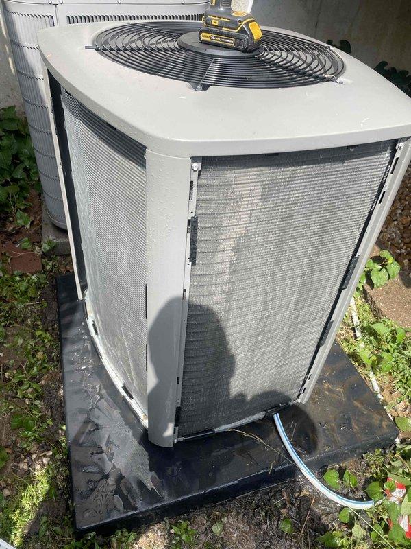 Completed preventative maintenance cooling tune-up on a 2-year-old Lennox EL18XCV524-230A01 air conditioning system containing 7 lbs 13 oz of R-410A refrigerant. System was operating properly upon arrival and remained in good working condition throughout the service. Performed comprehensive inspection of outdoor condenser unit, verified electrical connections, checked refrigerant charge levels, and confirmed all operational parameters were within manufacturer specifications for the 208/230V unit.