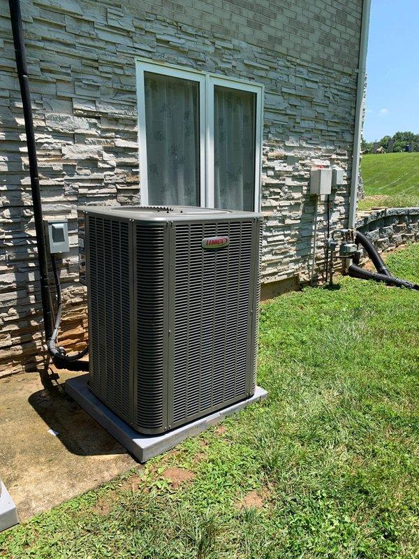 Replaced failed compressor under warranty on Lennox outdoor condensing unit. Installed new compressor (S/N 1925E17968), verified proper refrigerant pressures using digital manifold gauges, and confirmed system operation. Retained failed compressor per warranty requirements.