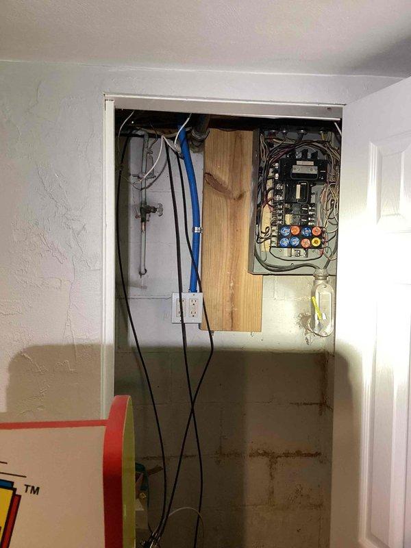 Responded to service call for multiple outlets and front porch light that lost power simultaneously. Inspected main electrical panel and identified tripped circuit breaker affecting the affected circuits. Reset breaker, verified proper operation of all outlets and exterior lighting fixture, and confirmed power restoration throughout the affected areas.