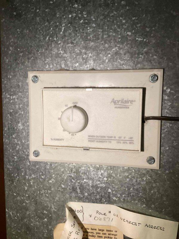 Completed comprehensive cooling tune-up on U10 air conditioning unit located in backyard. Performed standard maintenance procedures including system diagnostics using electronic testing equipment, inspected humidistat control settings on Aprilaire unit, and documented equipment conditions through photographic records. Renewed membership at appointment as requested.