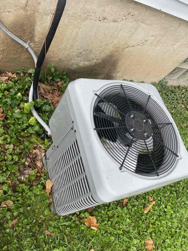 Performed routine cooling system maintenance on a 2016 York air conditioner model TC3B2421SA with no reported issues. Completed comprehensive tune-up inspection including verification of R-410A refrigerant charge (factory charge 3 lbs 4 oz), electrical connections, and condenser unit operation. Unit found in good working condition with all components operating within manufacturer specifications.