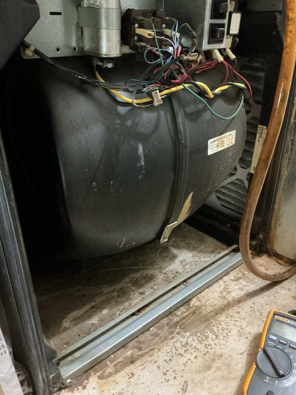Completed comprehensive super tune maintenance service on HVAC system over 10 years old located in interior closet space. Performed full system inspection including blower motor assembly, electrical connections, and refrigerant circuit components. Verified proper operation of all electrical relays, tested voltage and amperage readings, inspected condensate system, and confirmed refrigerant pressures within manufacturer specifications at 150 PSIG. System operating efficiently with no deficiencies noted.