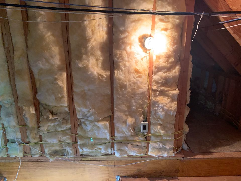 Insulation and knee walls 