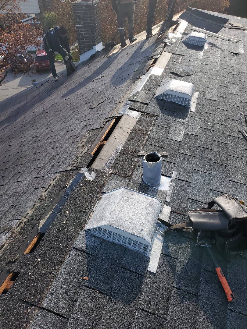 Starting new roof install Starting new roof install