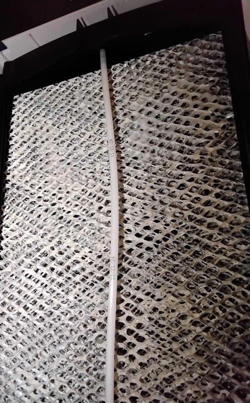 Inspected non-functional humidifier system and identified heavily contaminated filter as the primary cause of failure. Cleaned filter assembly to restore proper airflow and verified system operation after service. Advised customer on proper maintenance schedule to prevent future issues.