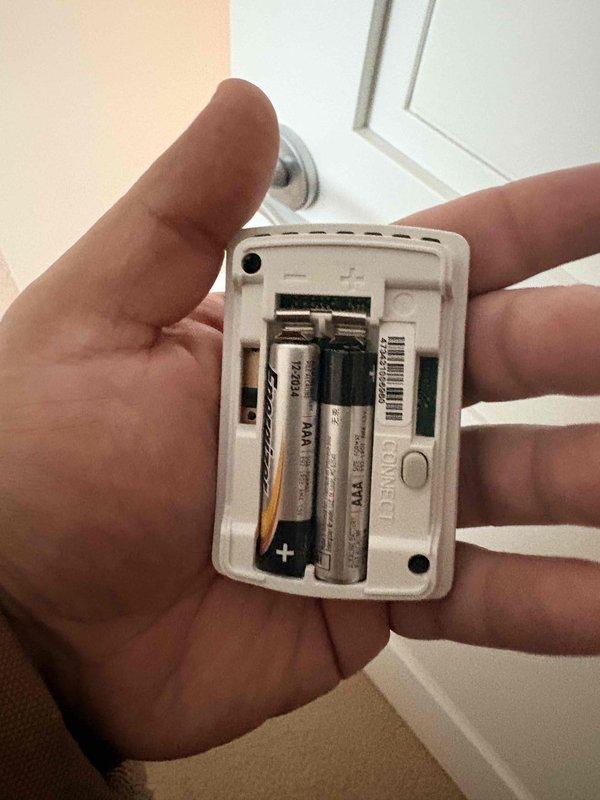 Diagnosed and replaced malfunctioning Honeywell zoned thermostat in master bedroom that was experiencing operational issues. Installed new batteries and verified proper communication between the thermostat and HVAC system. System now functioning correctly with all temperature control modes operational.