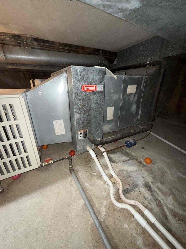 Performed diagnostic assessment on aged Bryant furnace system with customer-reported operational issues. Utilized thermal imaging to identify temperature variations and potential hot spots in the equipment. Recommended enrollment in preventative maintenance program to avoid future emergency service calls and extend equipment life.