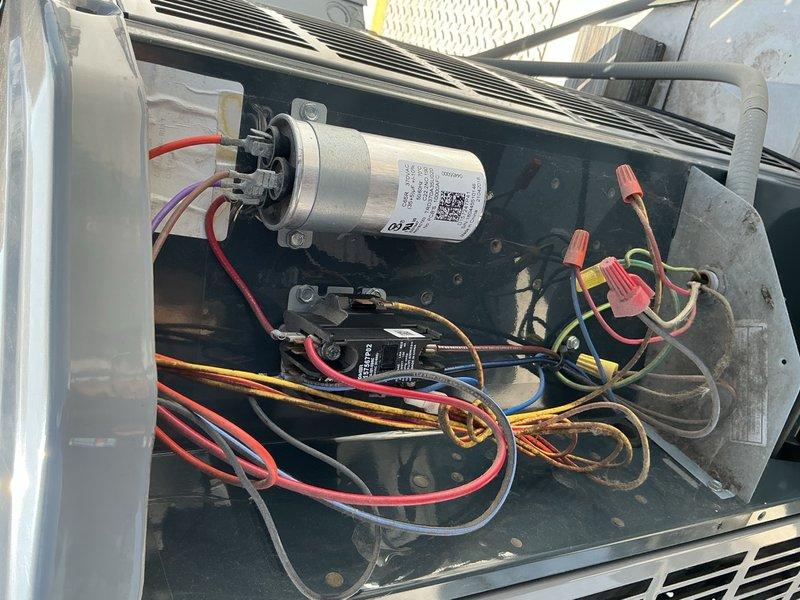 Completed preventive maintenance inspection on commercial rooftop HVAC unit per service agreement. Performed comprehensive clean and check procedures including inspection of electrical components, capacitor, contactor, and wiring connections. All systems found operating within normal parameters with no deficiencies noted at time of service.