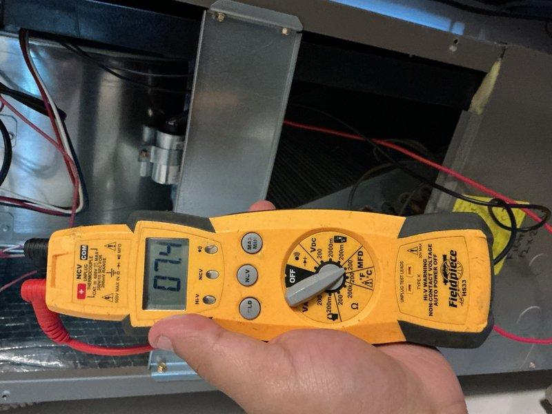 Performed air conditioning tune-up on single rooftop packaged unit per building specifications. Conducted electrical diagnostics using digital multimeter, recording system voltage readings at 72V. Customer to provide air filter for unit. Credit card processing fee applies if applicable payment method selected.