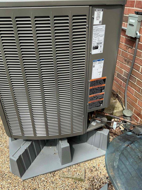 Performed warranty follow-up on recently installed HVAC system to verify proper refrigerant charge and system operation. Connected manifold gauge set to service ports and confirmed operating pressures were within manufacturer specifications for optimal performance and efficiency.