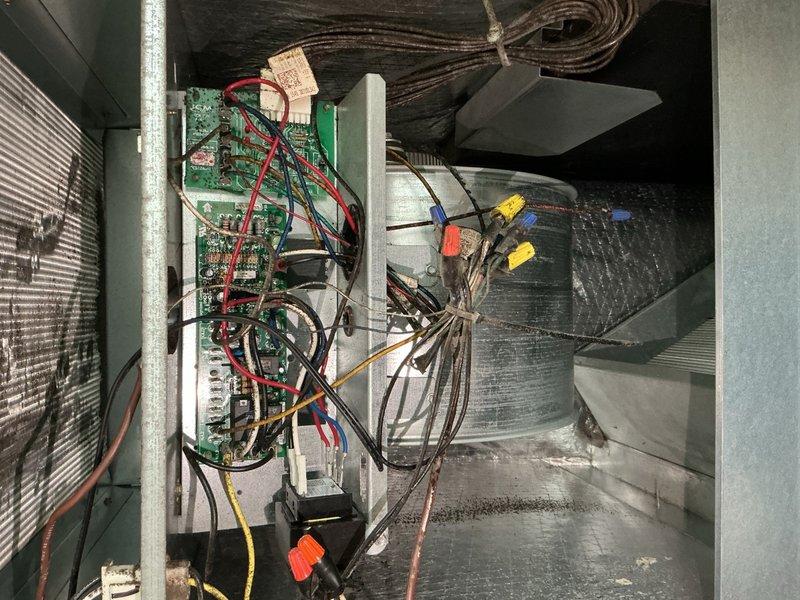 Performed comprehensive clean and check maintenance on residential air conditioning system and air handler unit. Inspected control board, electrical connections, and internal components for proper operation. Replaced 16x20x1 air filter to ensure optimal airflow and system efficiency.