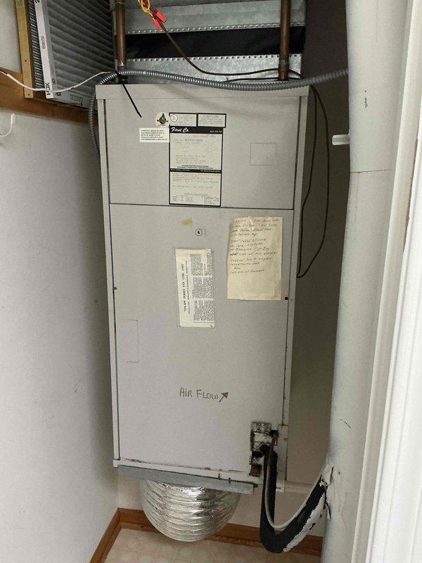 Completed comprehensive tune-up maintenance on single-zone HVAC system including air handler and condensing unit. System found operating within normal parameters with thermostat maintaining proper cooling function at 78°F setpoint. Customer requested replacement air filter but was uncertain of correct size; provided filter specifications for future reference.