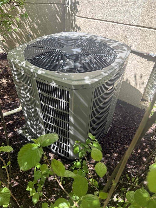 Performed comprehensive Comfort Plan maintenance on residential air conditioning system. Completed clean and check procedure on outdoor condenser unit, including inspection of fan assembly, coil cleaning, refrigerant level verification, and electrical connection testing. Unit operating within normal parameters upon completion of scheduled preventive maintenance visit.