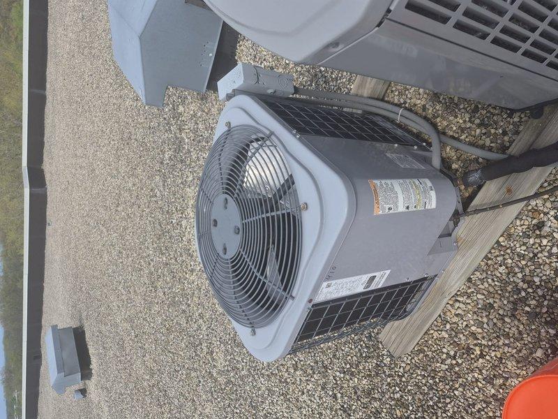 Performed comprehensive tune-up service on residential split system air conditioning unit, including outdoor condenser and indoor air handler. Completed full system inspection, cleaned and checked components, installed new 16x16x1 air filter, and verified proper operation of all equipment. System is operating within manufacturer specifications with no issues noted.