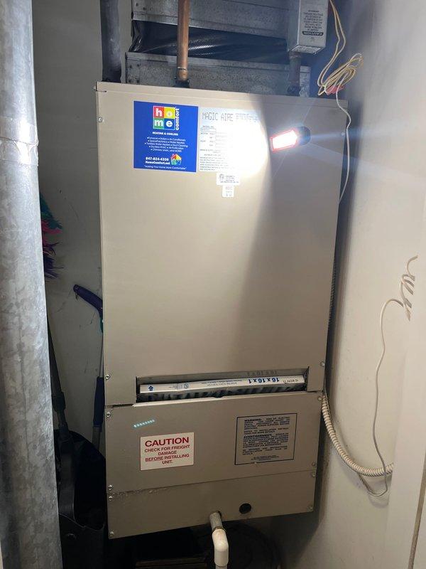 Performed comprehensive evaluation of 24-year-old 2.5 ton R22 air conditioning system with matching air handler unit. Provided detailed replacement estimate for complete AC and air handler system due to age and obsolete refrigerant type. Customer declined service per building specifications, and trip charge was collected accordingly.