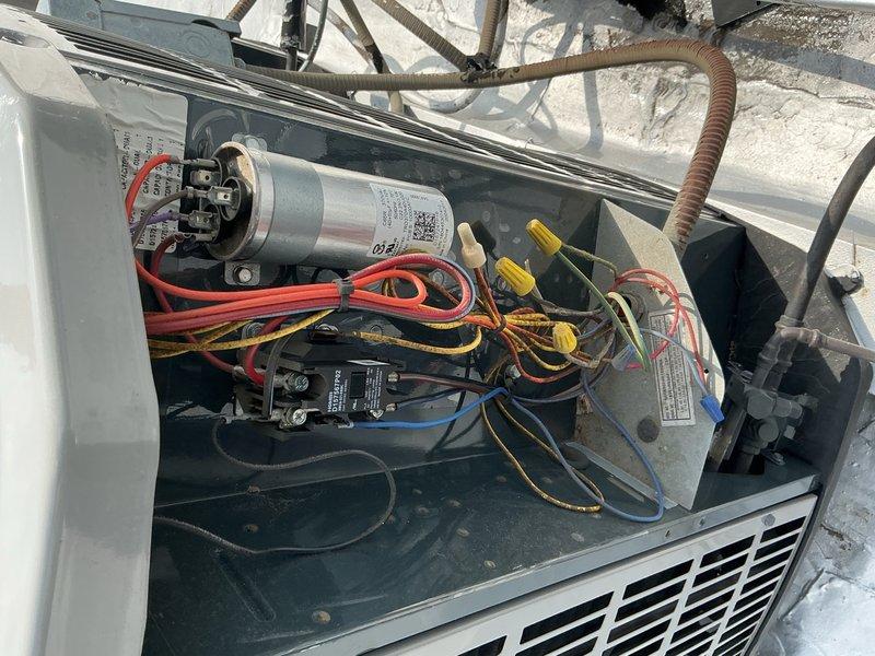 Performed comprehensive tune-up on single-system HVAC unit including air handler and condensing unit. Conducted electrical diagnostics using clamp meter, measuring amperage draw at 32.8A and verifying proper operation of capacitor, contactor, and all electrical connections. Replaced air filter and presented maintenance plan options to customer for ongoing system care.
