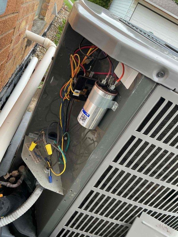 Completed scheduled Comfort Plan clean and check maintenance on single-system air conditioning unit. Performed comprehensive inspection of indoor furnace and outdoor condensing unit, verifying proper operation of all components including compressor, condenser fan motor, capacitor, and contactor assembly. Cleaned condenser coils, checked refrigerant pressures, tested electrical connections, and confirmed drainage system functionality. System operating within normal parameters with no deficiencies noted at time of service.