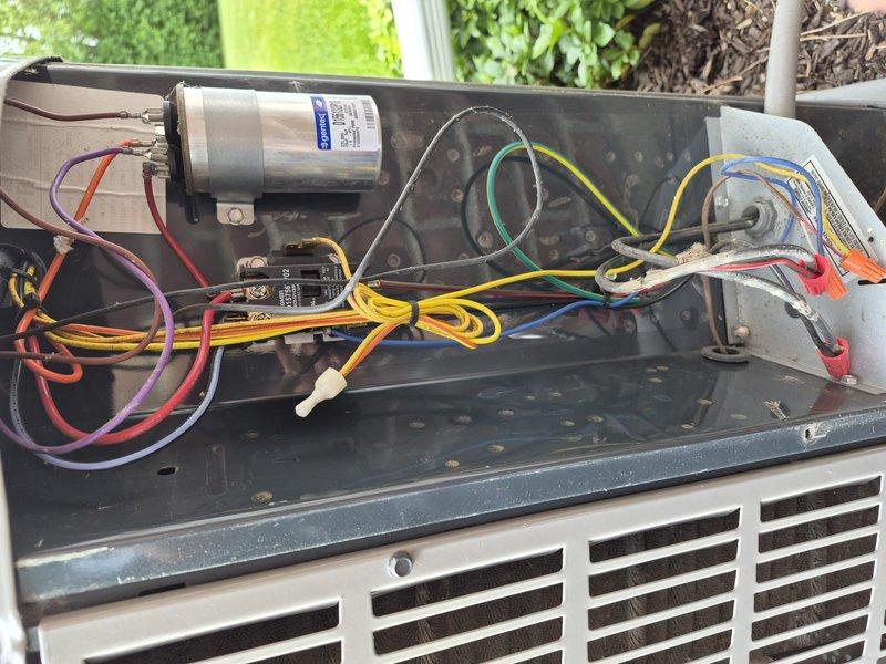 Completed Comfort Plan maintenance on single residential air conditioning system. Performed comprehensive clean and check service on outdoor condenser unit, inspecting electrical components including capacitor, contactor, and motor connections. Verified proper wire routing, tested capacitor function, and examined compressor operation. Cleaned condenser coils, checked refrigerant levels, and confirmed adequate airflow through unit. All components found operating within normal parameters with no immediate repairs required.