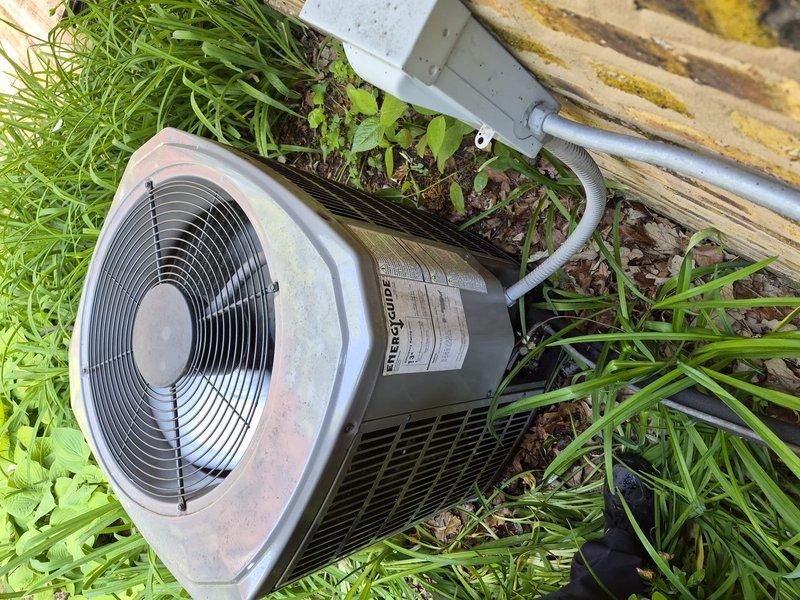 Performed comprehensive clean and check maintenance on single-system air conditioning unit and air scrubber per Comfort Plan agreement. Inspected outdoor condenser unit, verified proper operation of fan motor and compressor, and evaluated air scrubber component with mesh filtration surface for optimal indoor air quality performance. All equipment found operating within normal parameters with no immediate service needs identified.