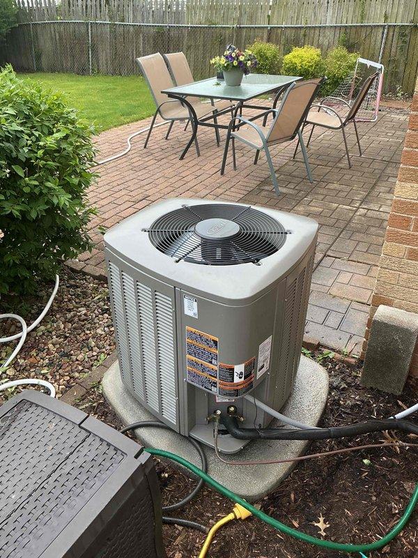Performed comprehensive Comfort Plan clean and check maintenance on a single-system residential air conditioning unit. Serviced indoor evaporator coil assembly located in attic space, model CK40CT-18/3A-71, manufactured 04/2025, and outdoor condensing unit positioned on concrete pad in backyard. Completed full system inspection including verification of refrigerant charge levels, electrical connections, and operational safety controls. Cleaned condenser coil, checked fan motor operation, inspected refrigerant lines and electrical conduit for proper installation and wear. Verified system operating pressures within manufacturer specifications of 640 PSIG maximum allowable. Tested thermostat communication and overall system performance. Unit operating properly with no deficiencies noted at time of service completion.
