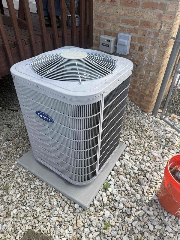 Completed comprehensive tune-up service on residential Carrier air conditioning system. Performed standard maintenance procedures including inspection of condenser unit, verification of refrigerant lines, assessment of electrical connections, and examination of condensing coil fins. Unit found in satisfactory operating condition with all components functioning within normal parameters.