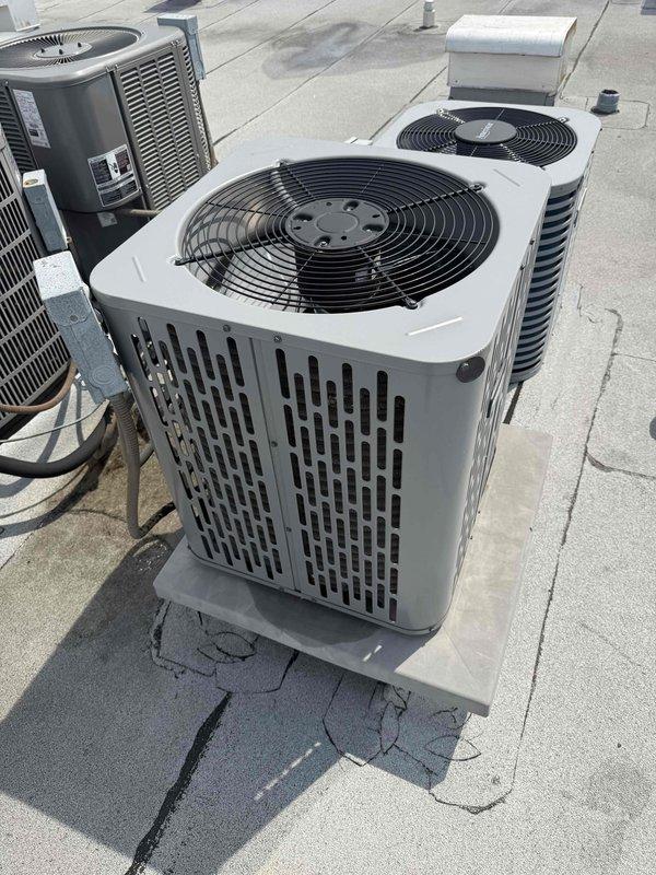 Performed comprehensive tune-up and inspection of rooftop air conditioning unit and indoor air handler system in preparation for property sale. Verified proper connection between AC condensing unit and air return system, confirming all refrigerant lines, electrical connections, and ductwork were properly installed and secured. Inspected evaporator coil, blower assembly, electrical contactors, and condensate drain lines; confirmed all components functioning correctly with no installation deficiencies noted.