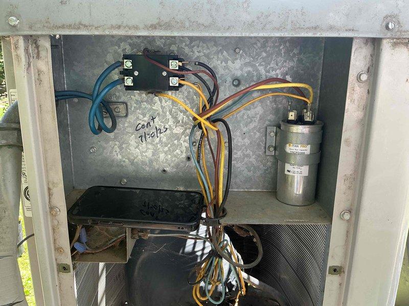 Completed annual clean and check maintenance on one air conditioning system per comfort plan agreement. Performed comprehensive inspection of outdoor condensing unit including electrical components, contactor, capacitor, and wiring connections; inspected indoor air handler and blower assembly; all components found operating within normal parameters and system tested successfully upon completion.