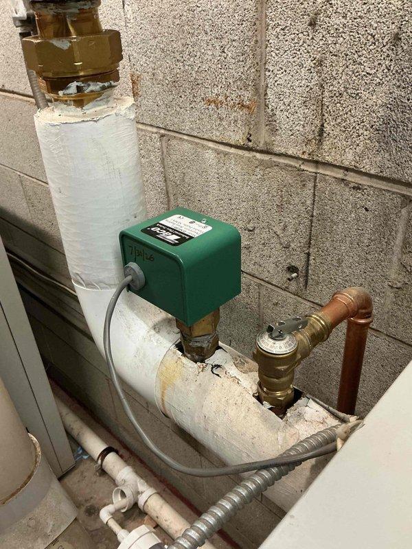 Continued diagnostic labor from previous service visit to address flow switch failure on commercial HVAC system. Replaced failed flow switch on main water line that controls system operation, ensuring proper flow detection and safety shutdown functionality. Verified all connections, tested system operation, and confirmed unit returned to normal operating parameters with new flow switch properly installed and functioning.