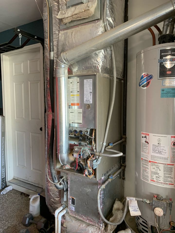 Nampa, ID - Furnace and water heater 