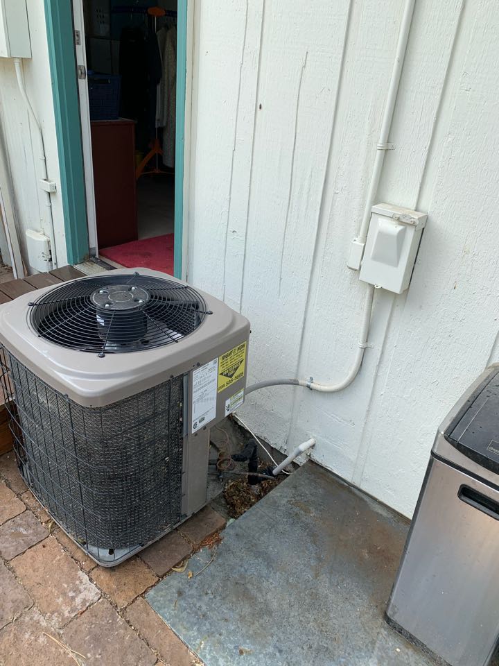 Nampa, ID - Ac and water heater service. 