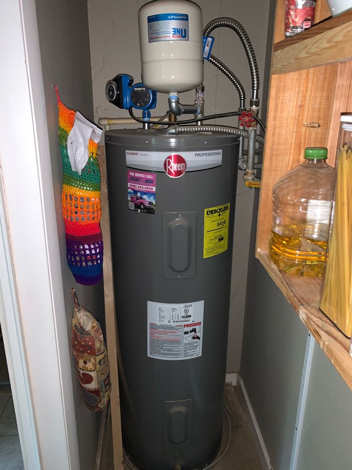 Nampa, ID - Ac and water heater service. 