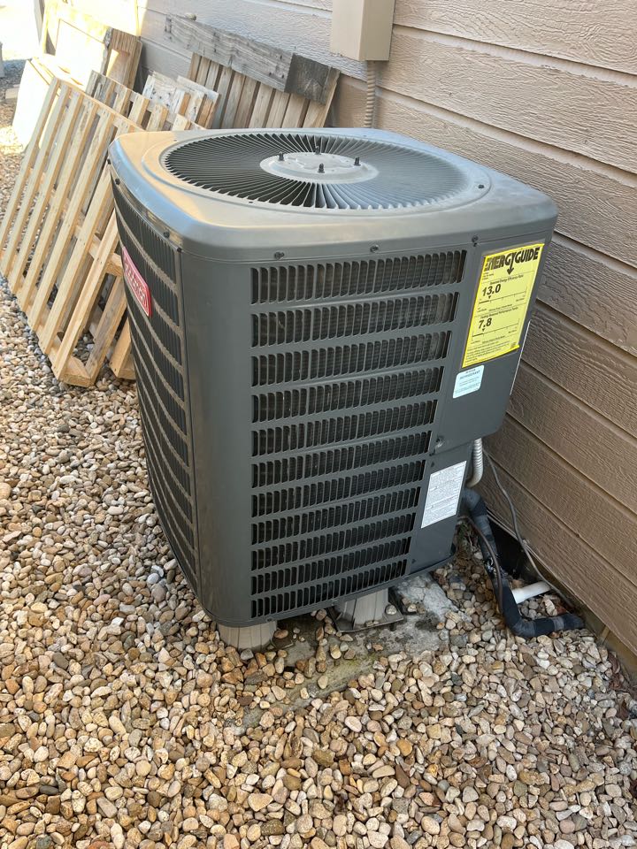 Nampa, ID - Amana heat pump and electric furnace tune up