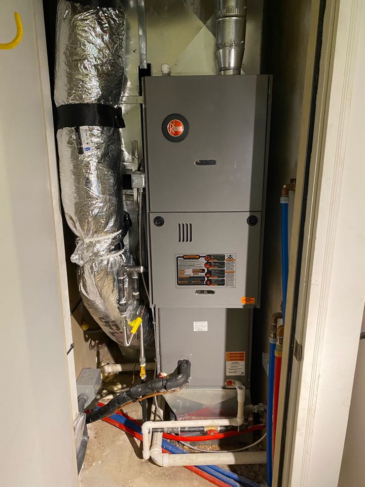 Startup on Rheem air conditioner and furnace. 