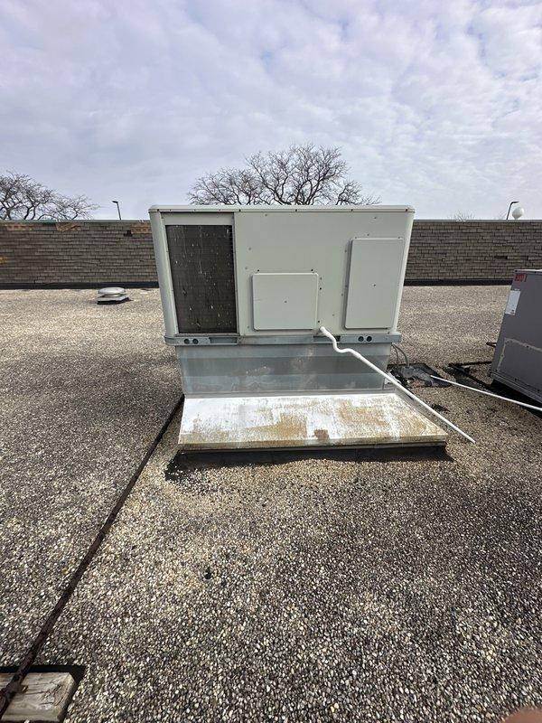 Performed estimate on commercial rooftop unit for new customer interested in club membership. Upon inspection, observed significant condensation on refrigerant lines with rust staining present, and noted corrosion on rooftop curb adapter frame requiring attention. Documented equipment condition with photos and provided recommendations for necessary repairs and preventive maintenance options.