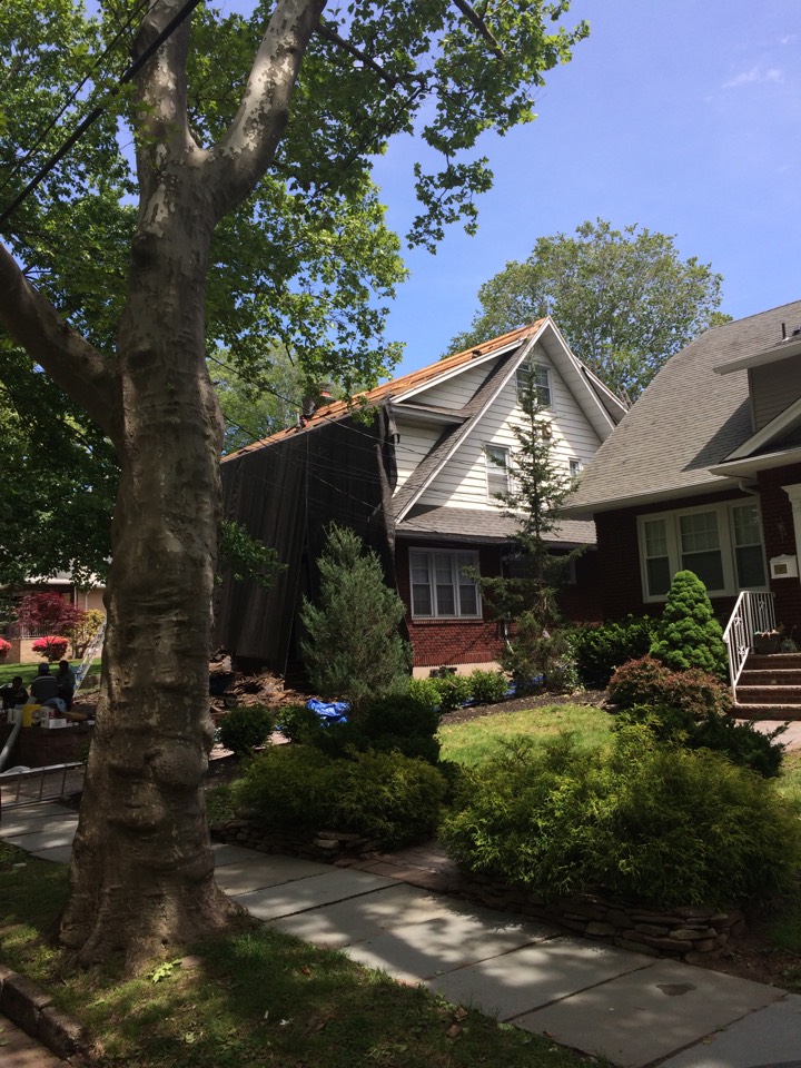 New GAF Timberline LIFETIME roof. Tearing out the cedar shake roof deck and replacing with plywood New GAF Timberline LIFETIME roof. Tearing out the cedar shake roof deck and replacing with plywood