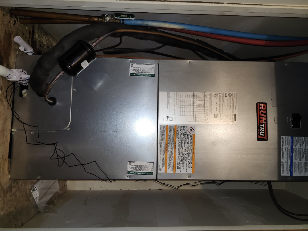 2.5 ton runtru heatpump system install 
