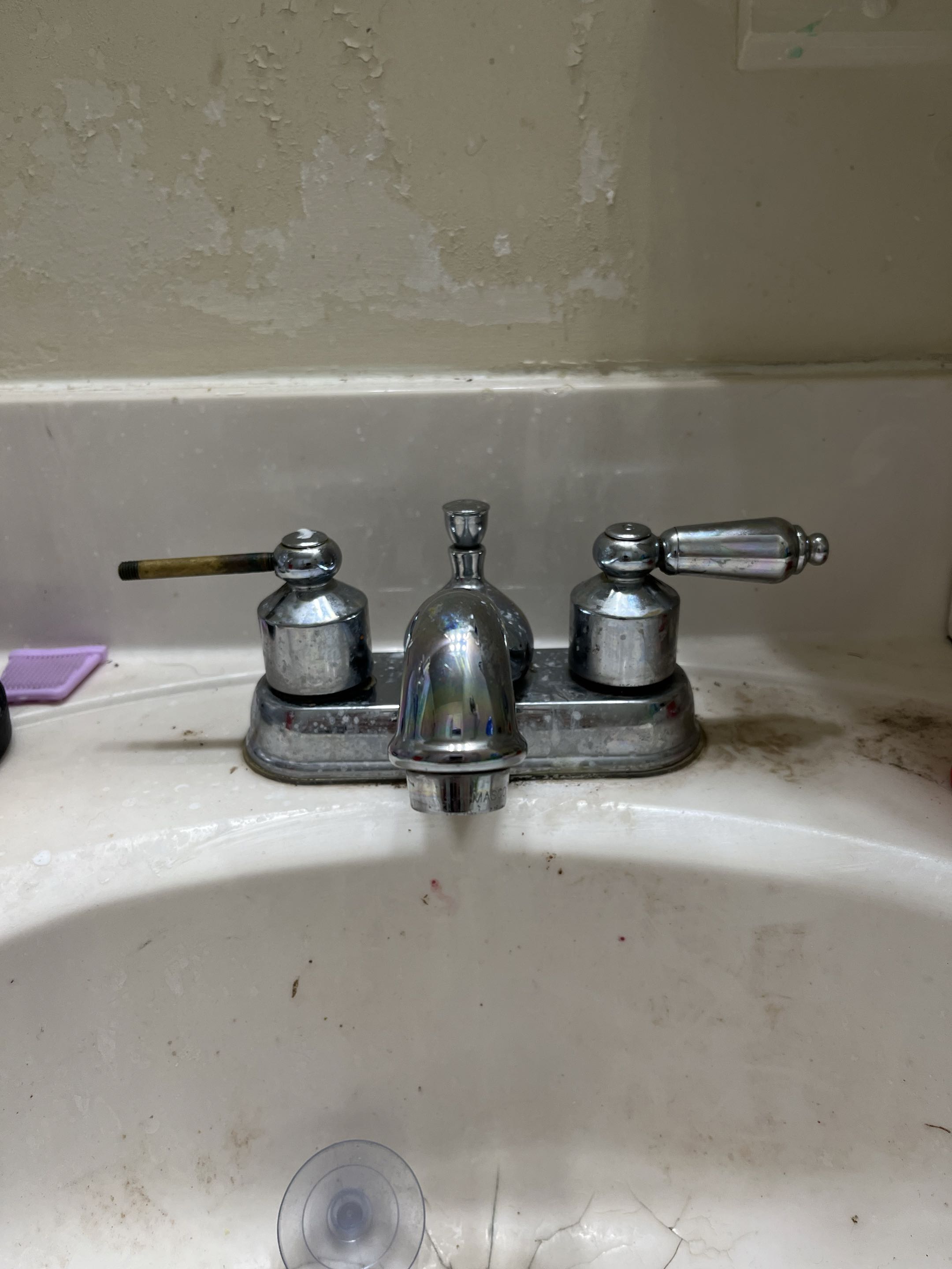 Installing a new bathroom faucet