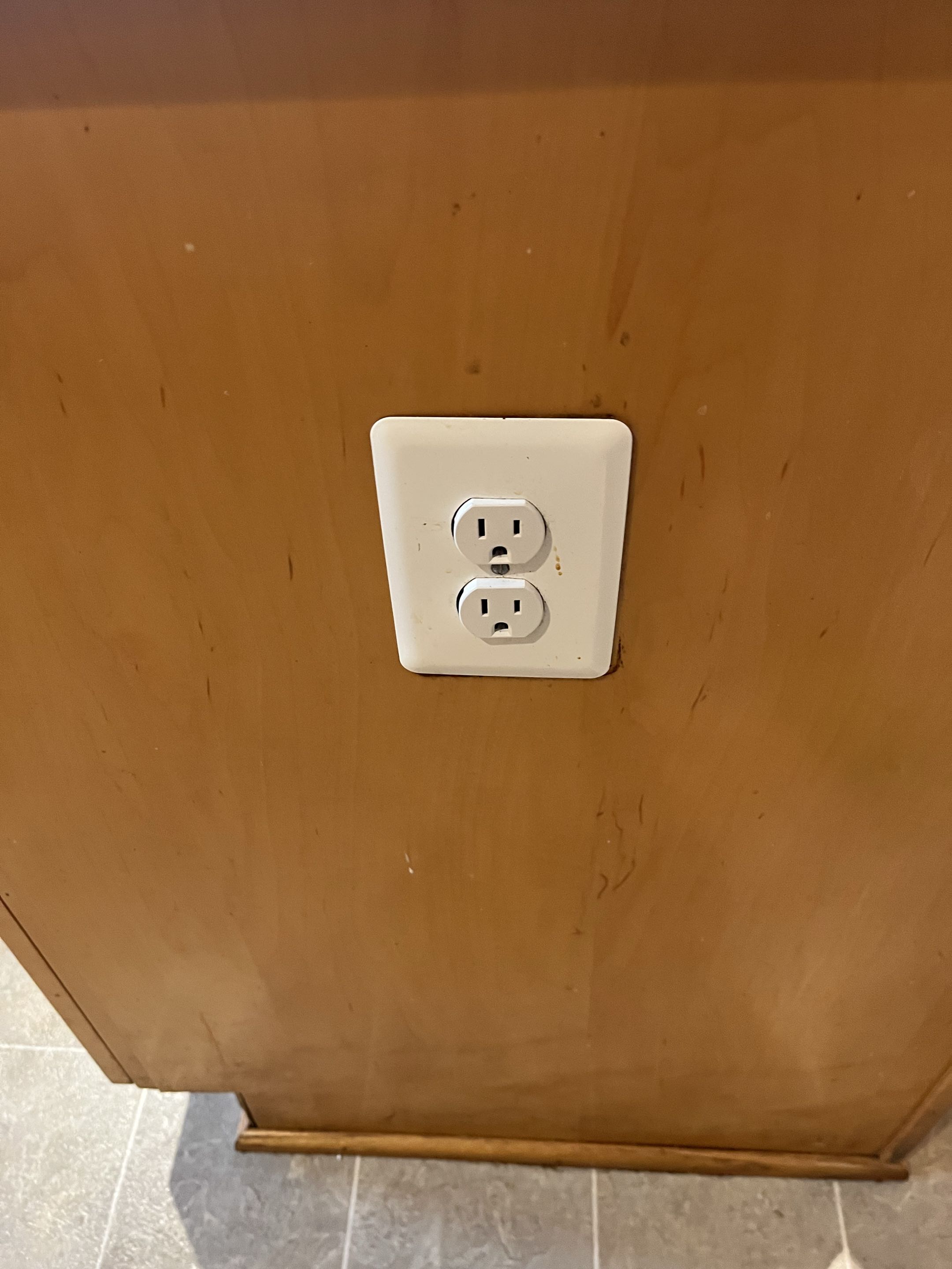 Installing 2 new light switches an a new outlet for a customer 