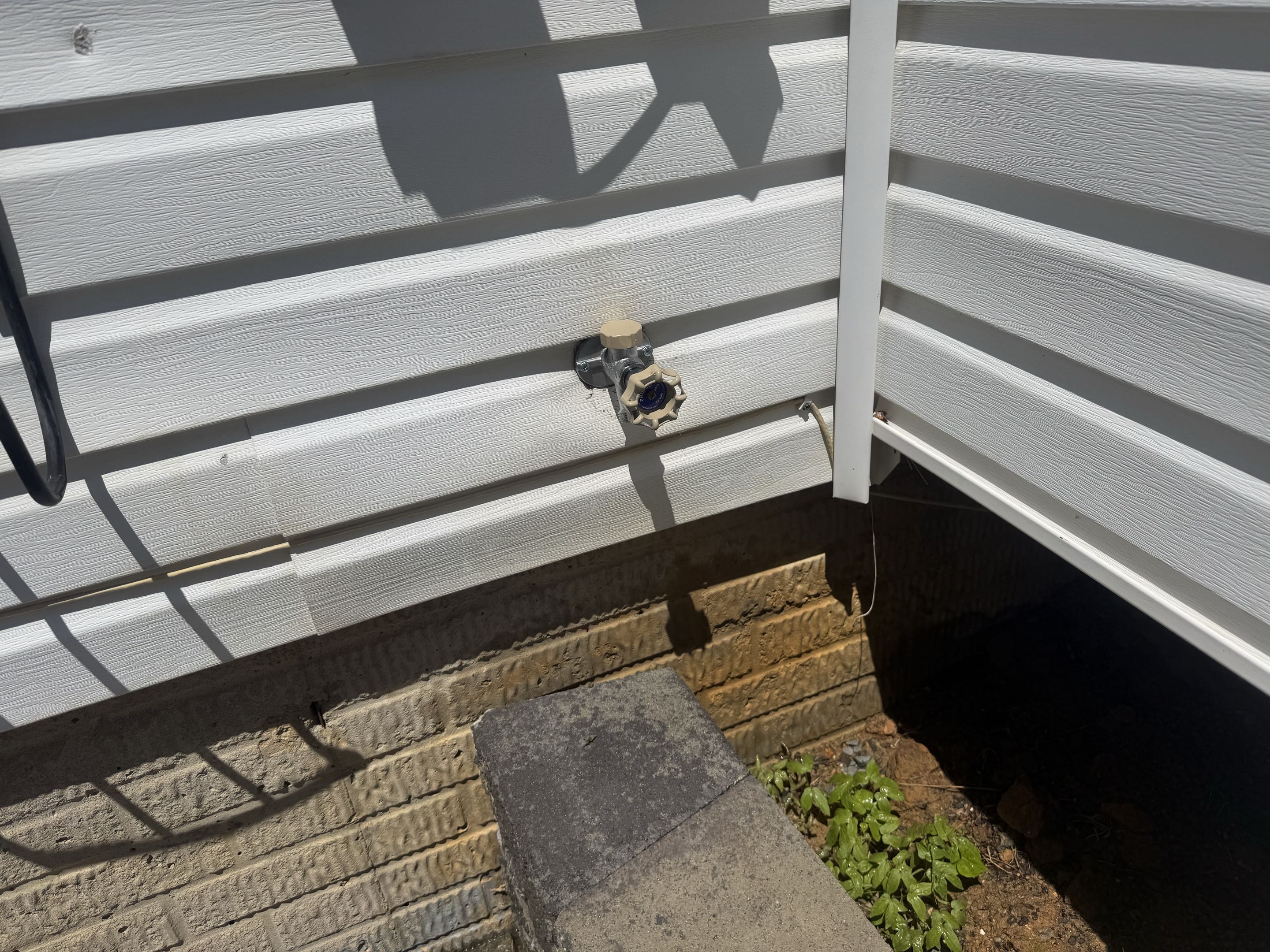 Replacing outside hose bib with a frost free unit