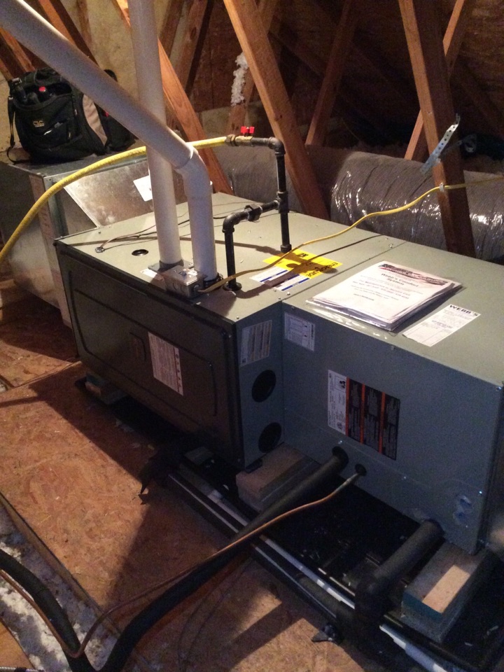 Carbondale, IL - Webb’s comfort club heat clean & check on a Trane gas furnace. Carbondale, IL - Webb’s comfort club heat clean & check on a Trane gas furnace.