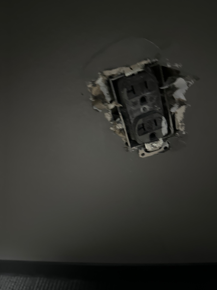 Super Fast Light Fixture Repair in Arcola, VA Veteran Discounts