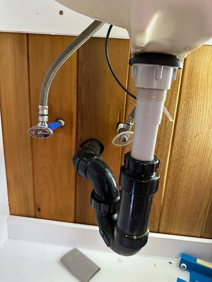 Fixed  burst water pipe 