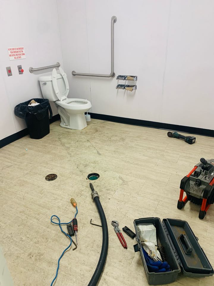 Clogged toilet 