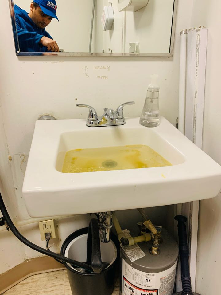 Micheals kors eaton centre clogged up sink